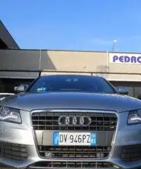 AUDI A4 Avant 2.0 TDI 143CV F.AP. Multit. Ambit.Navi Xeno AUDI A4 Avant 2.0 TDI 143CV F.AP. Multit. Ambit.Navi Xeno