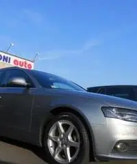 AUDI A4 Avant 2.0 TDI 143CV F.AP. Multit. Ambit.Navi Xeno AUDI A4 Avant 2.0 TDI 143CV F.AP. Multit. Ambit.Navi Xeno