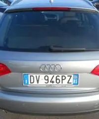 AUDI A4 Avant 2.0 TDI 143CV F.AP. Multit. Ambit.Navi Xeno AUDI A4 Avant 2.0 TDI 143CV F.AP. Multit. Ambit.Navi Xeno