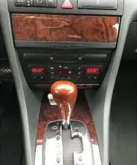 AUDI A6 allroad 2.5 TDI 180 CV AUDI A6 allroad 2.5 TDI 180 CV