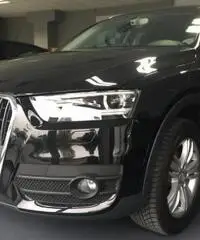 AUDI Q3 2.0 TDI quattro S tronic AUDI Q3 2.0 TDI quattro S tronic