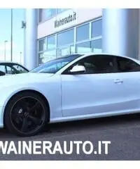 AUDI RS5 Coupé 4.2 V8 FSI quattro S tronic DRIVE SELECT AUDI RS5 Coupé 4.2 V8 FSI quattro S tronic DRIVE SELECT