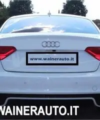 AUDI RS5 Coupé 4.2 V8 FSI quattro S tronic DRIVE SELECT AUDI RS5 Coupé 4.2 V8 FSI quattro S tronic DRIVE SELECT