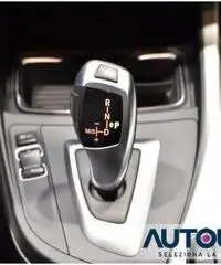 BMW 116 I 5 PORTE UNIQUE AUTOM SENS XENON CERCHI 17'