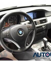 BMW 320 D TOURING ATTIVA AUT PELLE NAVI CERCHI 18' XENON
