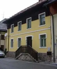 Casa indipendente in zona CAMPOROSSO a Tarvisio Casa indipendente in zona CAMPOROSSO a Tarvisio