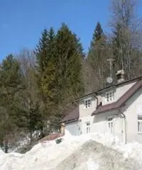 Casa indipendente in Vendita di 240mq