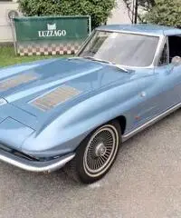 CHEVROLET CORVETTE STING RAY SPLIT WINDOW