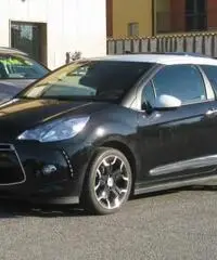 Citroen DS3 1.4 HDi 70  SO CHIC Citroen DS3 1.4 HDi 70  SO CHIC