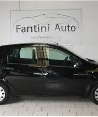 FIAT Punto 1.2 5 P. CLIMA. GARANZIA 12 MESI. FIAT Punto 1.2 5 P. CLIMA. GARANZIA 12 MESI.