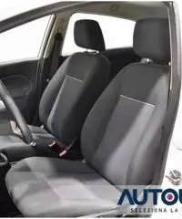 FORD Fiesta 1.2 BENZ 5 PORTE NEOPATENTATI CERCHI 16' FORD Fiesta 1.2 BENZ 5 PORTE NEOPATENTATI CERCHI 16'