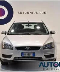 FORD Focus + 1.6 TDCI STATION WAGON NEOPATENTATI CLIMA RADIO
