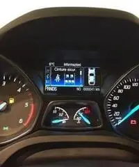 FORD Kuga 2.0 TDCI 150 CV Start&Stop Powershift 4WD Tita FORD Kuga 2.0 TDCI 150 CV Start&Stop Powershift 4WD Tita