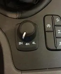 FORD Ranger 2.2 TDCi Doppia Cabina XL 5pt. FORD Ranger 2.2 TDCi Doppia Cabina XL 5pt.