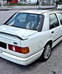 Ford - Sierra RS Cosworth 2WD 4p.Executive Ford - Sierra RS Cosworth 2WD 4p.Executive