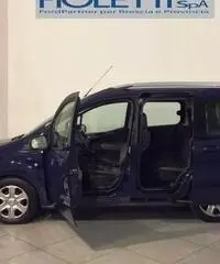 FORD Tourneo Courier 1.5 TDCI 75 CV Plus FORD Tourneo Courier 1.5 TDCI 75 CV Plus