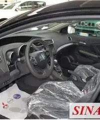 HONDA Civic 5P 1.6 i-D. ELEGANCE NAVI  KM ZERO SCONTO 27% HONDA Civic 5P 1.6 i-D. ELEGANCE NAVI  KM ZERO SCONTO 27%