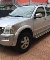 ISUZU PICK UP TFS 77 ISUZU PICK UP TFS 77