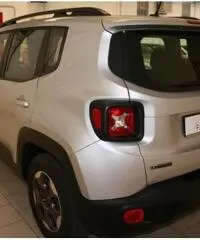 JEEP Renegade 1.6 Mjt 120 CV SUPER VALUTAZIONE USATO. JEEP Renegade 1.6 Mjt 120 CV SUPER VALUTAZIONE USATO.