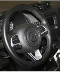 JEEP Renegade 1.6 Mjt 120 CV SUPER VALUTAZIONE USATO. JEEP Renegade 1.6 Mjt 120 CV SUPER VALUTAZIONE USATO.