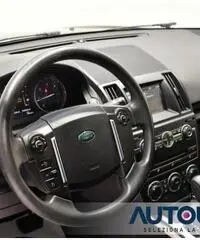 LAND ROVER Freelander 2.2 SD4 S.W. SE AUT 4X4 SENS CERCHI 19' XENON LED