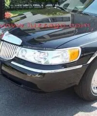 Lincoln - Limousine Executive Lincoln - Limousine Executive