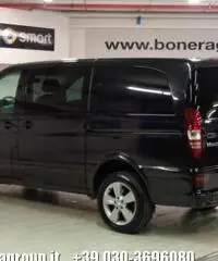 MERCEDES-BENZ Viano 2.2 CDI 4Matic Ambiente L MERCEDES-BENZ Viano 2.2 CDI 4Matic Ambiente L