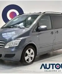 MERCEDES-BENZ Viano 3.0 CDI TREND AUT 7 POSTI PELLE XENON SENS TETTO MERCEDES-BENZ Viano 3.0 CDI TREND AUT 7 POSTI PELLE XENON SENS TETTO