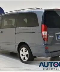 MERCEDES-BENZ Viano 3.0 CDI TREND AUT 7 POSTI PELLE XENON SENS TETTO MERCEDES-BENZ Viano 3.0 CDI TREND AUT 7 POSTI PELLE XENON SENS TETTO