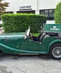 MORGAN 4/4 4 SEATER 1600 TARGHE NERE MORGAN 4/4 4 SEATER 1600 TARGHE NERE
