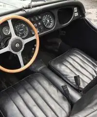 MORGAN 4/4 4 SEATER 1600 TARGHE NERE MORGAN 4/4 4 SEATER 1600 TARGHE NERE
