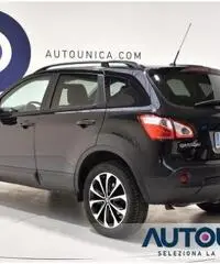 NISSAN Qashqai 1.6 DCI DPF 360° PELLE NAVI TETTO CERCHI 18' CRUIS