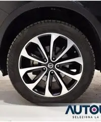 NISSAN Qashqai 1.6 DCI DPF 360° PELLE NAVI TETTO CERCHI 18' CRUIS NISSAN Qashqai 1.6 DCI DPF 360° PELLE NAVI TETTO CERCHI 18' CRUIS