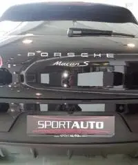 PORSCHE Macan 3.0 S Diesel PORSCHE Macan 3.0 S Diesel
