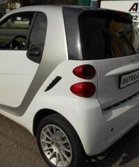 SMART ForTwo 1000 52 kW MHD coupé 'bianca' lim