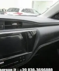 TOYOTA Auris Touring Sports 1.8 Hybrid Active TSS MY16 TOYOTA Auris Touring Sports 1.8 Hybrid Active TSS MY16