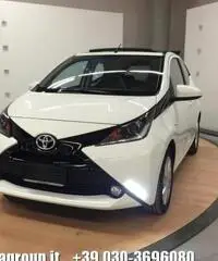 TOYOTA Aygo 1.0 VVT-i 69 CV 5porte. x-wave MY15 euro6 TOYOTA Aygo 1.0 VVT-i 69 CV 5porte. x-wave MY15 euro6