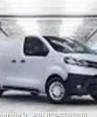 TOYOTA Proace 1.6D 115CV S&S Medium Furgone 3p.10q Comfort TOYOTA Proace 1.6D 115CV S&S Medium Furgone 3p.10q Comfort