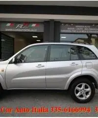 TOYOTA RAV 4 RAV4 2.0 Tdi D-4D 4 x 4 5 porte UNICO PROPRIETARIO TOYOTA RAV 4 RAV4 2.0 Tdi D-4D 4 x 4 5 porte UNICO PROPRIETARIO