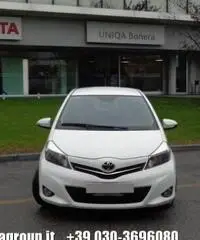 TOYOTA Yaris 1.0 5 porte Lounge TOYOTA Yaris 1.0 5 porte Lounge
