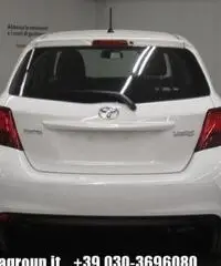 TOYOTA Yaris 1.0 5 porte Cool MY16 TOYOTA Yaris 1.0 5 porte Cool MY16