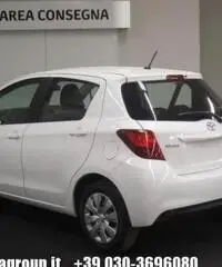 TOYOTA Yaris 1.0 5 porte Cool MY16 TOYOTA Yaris 1.0 5 porte Cool MY16