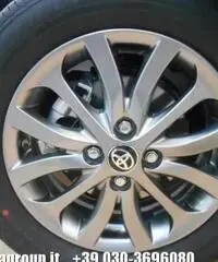 TOYOTA Yaris 1.4 D-4D 5 porte Active TSS  MY16 TOYOTA Yaris 1.4 D-4D 5 porte Active TSS  MY16