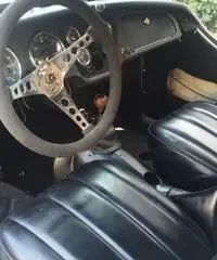 TRIUMPH TR2 DA RESTAURO COMPLETA