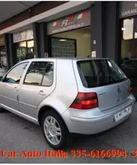 VOLKSWAGEN Golf IV 1.6 16V 5 porte HIGHLINE CINGHIA SOSTITUITA VOLKSWAGEN Golf IV 1.6 16V 5 porte HIGHLINE CINGHIA SOSTITUITA