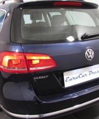 Volkswagen Passat Variant 2.0 TDI DSG BMT-NAVIG+BLUETOOTH-SENS.PARCH-CRUISE-FULL