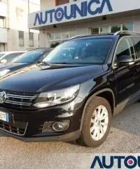 VOLKSWAGEN Tiguan 2.0 TDI 4MOTION DSG SPORT&STYLE 4X4 AUT SENS CRUIS VOLKSWAGEN Tiguan 2.0 TDI 4MOTION DSG SPORT&STYLE 4X4 AUT SENS CRUIS