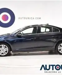 VOLVO S60 D3 GEARTRONIC MOMENTUM AUT NAVI PELLE SENS LED VOLVO S60 D3 GEARTRONIC MOMENTUM AUT NAVI PELLE SENS LED