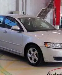 VOLVO V50 1.6 KINETIC VOLVO V50 1.6 KINETIC