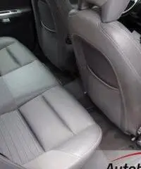 VOLVO V50 2.0 D MOMENTUM VOLVO V50 2.0 D MOMENTUM